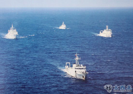 资料图：中国海监船正在进行海上巡逻