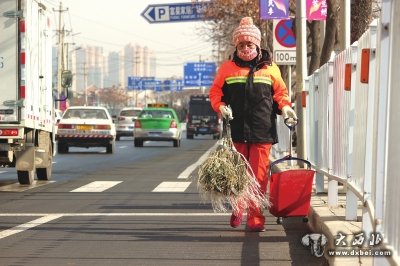 兰州开展“周末大扫除”活动