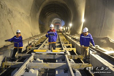 兰渝铁路岷广段今日开通